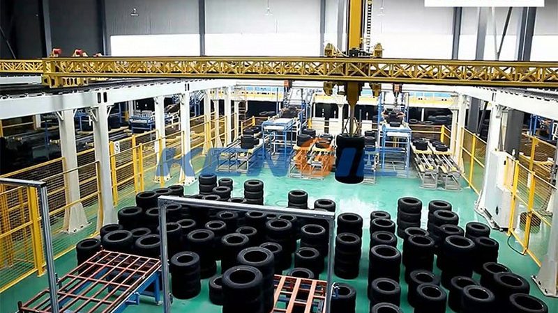 汽车美容用品的品质直接关系到加盟店的市场口碑和客户满意度。以下是一些关注要点：